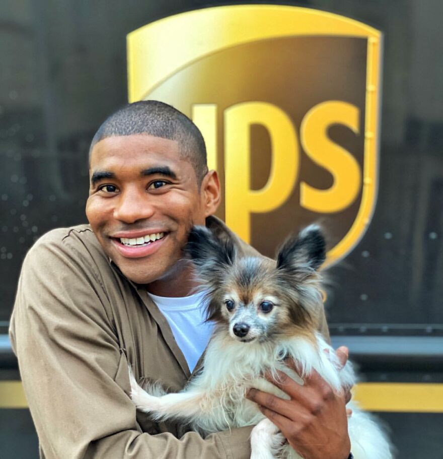 Delivery Man Continues To Take Breaks On The Way To Take Pictures And Pet The Dogs He Meets (New Pics)