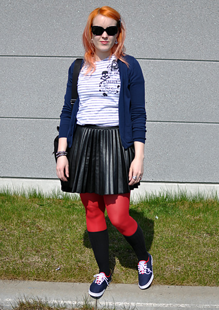 30 Hidden Dress Codes Folks Use To Send Signals About Themselves Shared In This Online Group