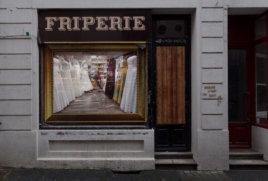 Digital-Art-Shops-Reopened-Superimposing-Photos-Lockdown-Aurillac-Bernard-Russo