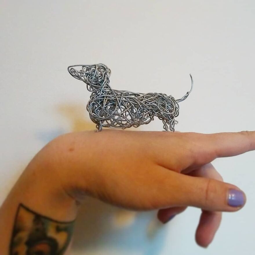 This Artist Makes Stunning Horse Sculptures Out Of Wire