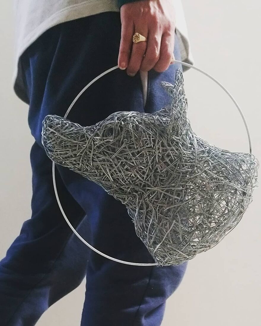This Artist Makes Stunning Horse Sculptures Out Of Wire