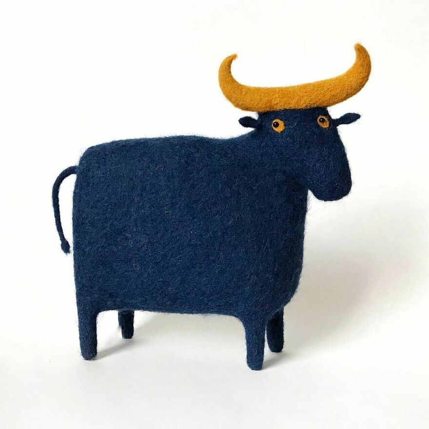 This Ukrainian Artist Creates Wool Sculptures So Adorable That You Will Fall In Love