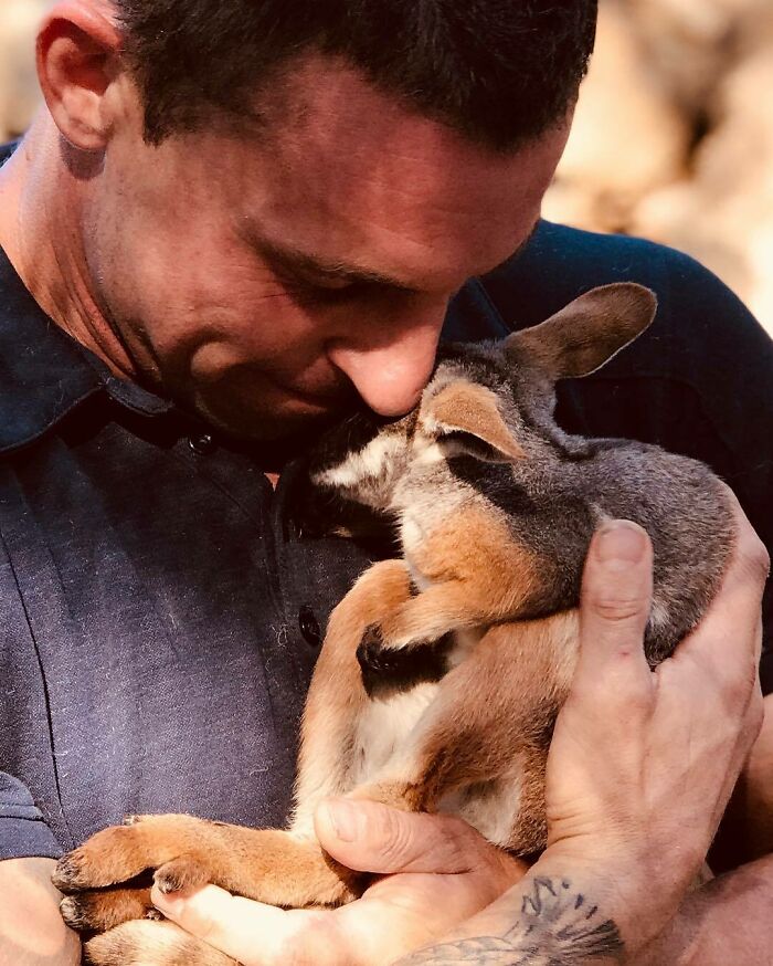 Australian Zookeeper Shares The Behind-The-Scenes Of Running A Wildlife Park (21 Pics) Australian Zookeeper Shares The Behind-The-Scenes Of Running A Wildlife Park (21 Pics)