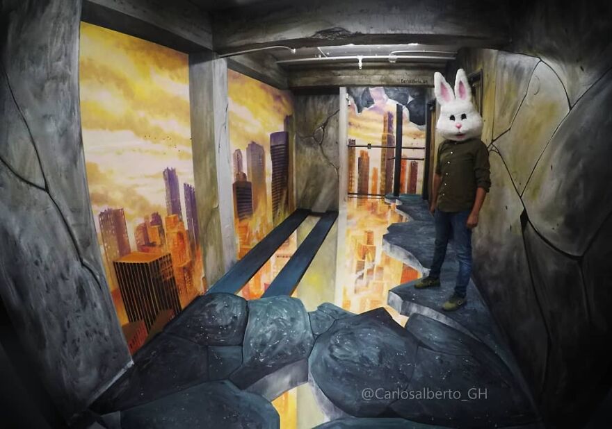 Anamorphic-Street-Art-3D-Optical-Illusions-Carlos-Alberto-Gh