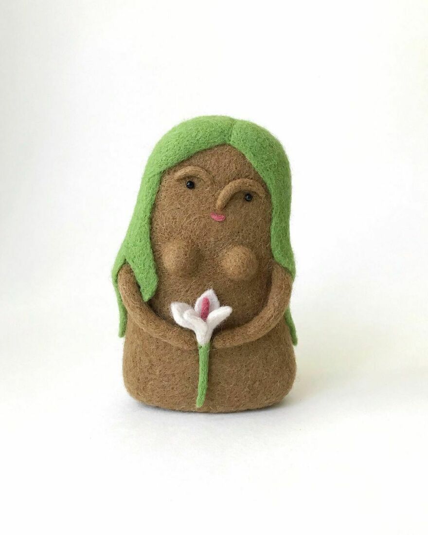 This Ukrainian Artist Creates Wool Sculptures So Adorable That You Will Fall In Love