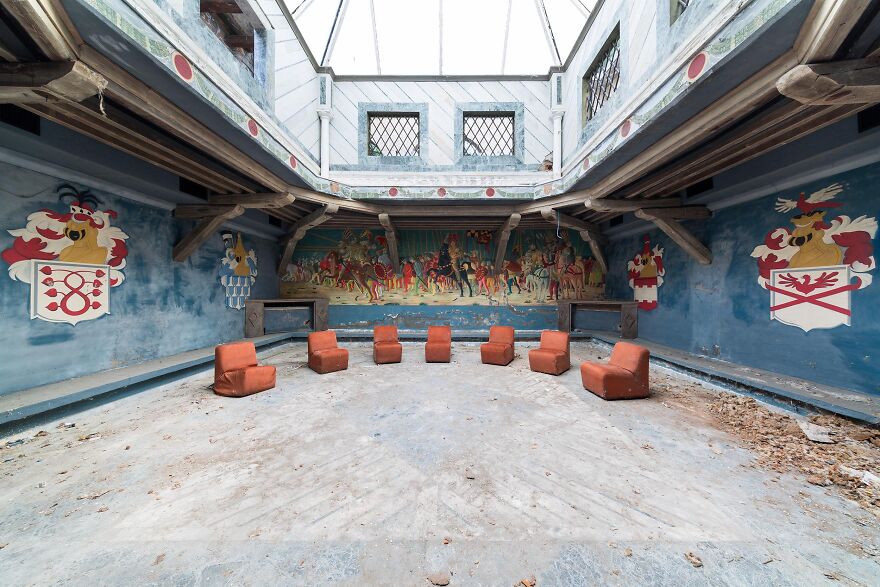 Abandoned Disco, Italy