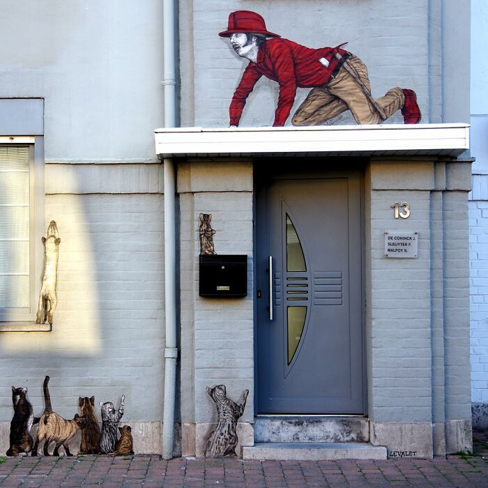 French Artist Brings Life To Buildings And Monotonous Objects On Parisian Streets With His Art