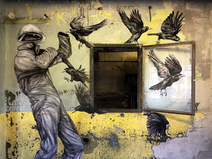 French Artist Brings Life To Buildings And Monotonous Objects On Parisian Streets With His Art