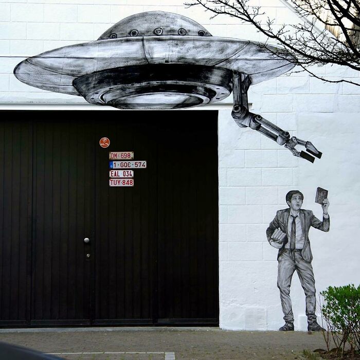 French Artist Brings Life To Buildings And Monotonous Objects On Parisian Streets With His Art