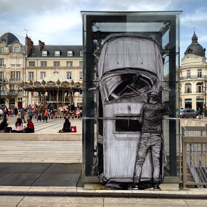 French Artist Brings Life To Buildings And Monotonous Objects On Parisian Streets With His Art