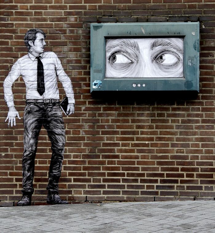French Artist Brings Life To Buildings And Monotonous Objects On Parisian Streets With His Art