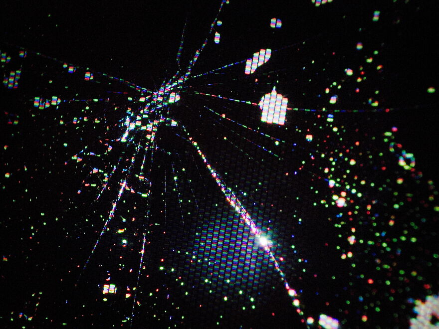 I Shot Macros Of Artifical Objects, And This 39 Pics Will Show A Mini-Universe Of Your Everyday Things