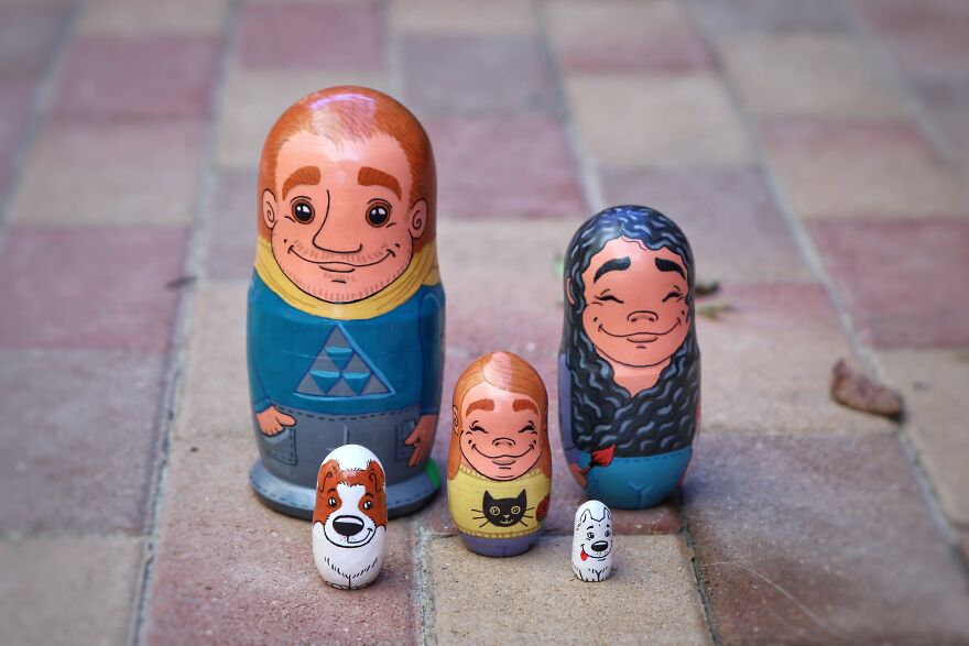 For This Holiday Season, I Created A Matryoshka Of My Family For This Holiday Season, I Created A Matryoshka Of My Family