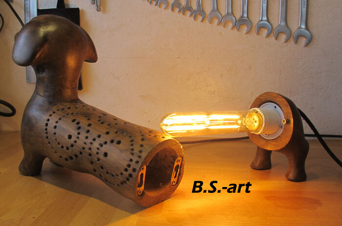 Teckled-Lamp (Teckel = Dachshund)