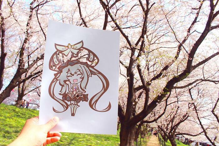 Japanese Artist Colors His Drawings With Real Landscapes