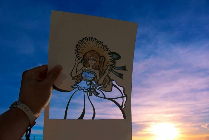 Japanese Artist Colors His Drawings With Real Landscapes