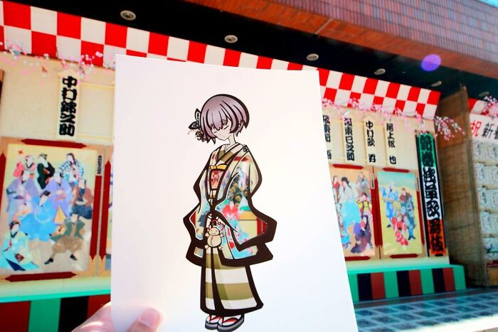 Japanese Artist Colors His Drawings With Real Landscapes