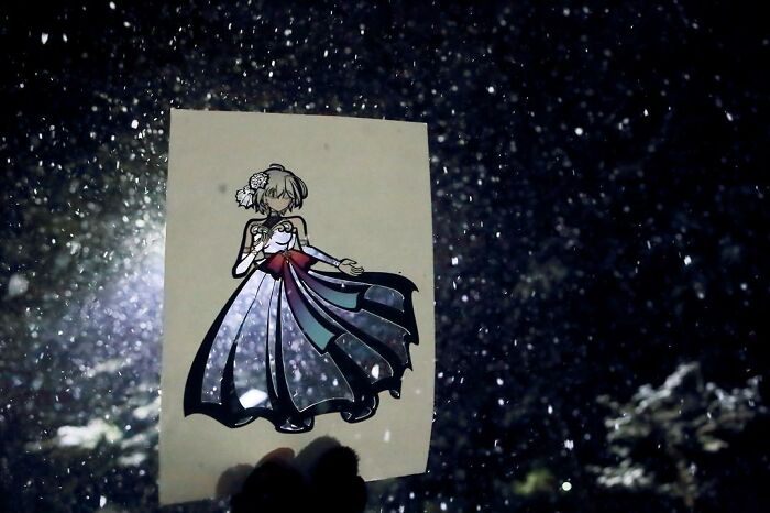 Japanese Artist Colors His Drawings With Real Landscapes