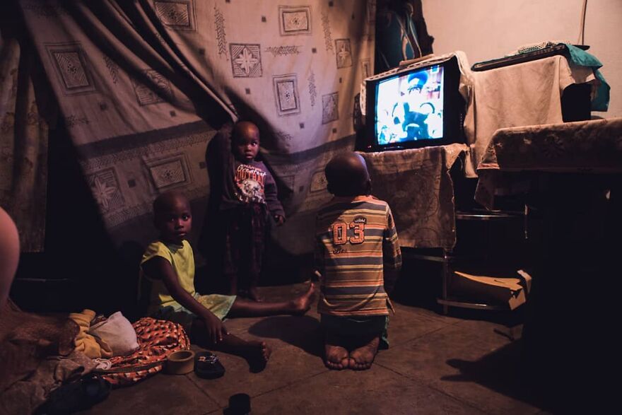 Photographer Shows The Reality Of Mozambique, People Who Do Not Know What Sadness Is