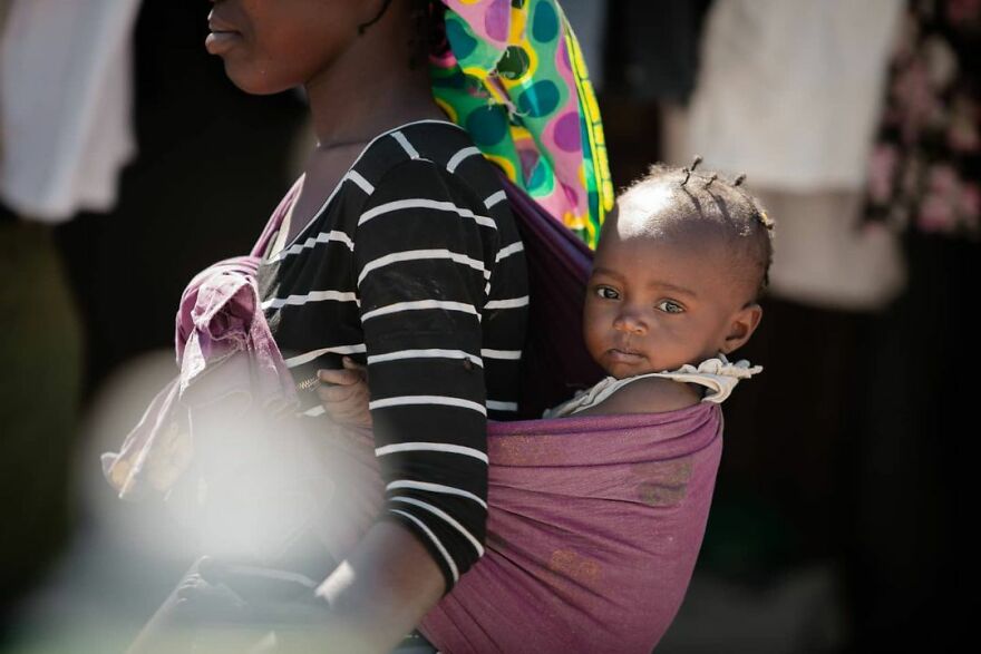 Photographer Shows The Reality Of Mozambique, People Who Do Not Know What Sadness Is