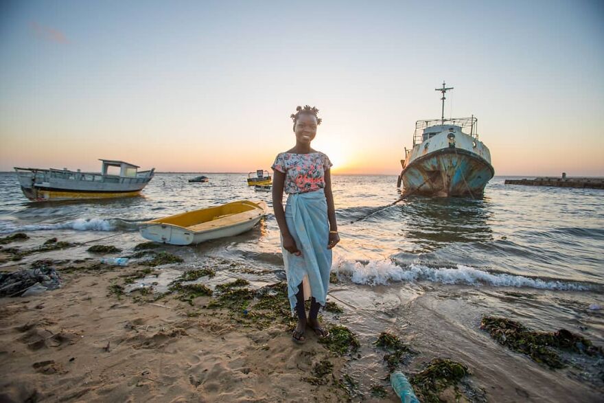 Photographer Shows The Reality Of Mozambique, People Who Do Not Know What Sadness Is