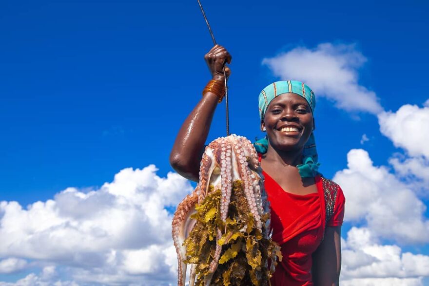 Photographer Shows The Reality Of Mozambique, People Who Do Not Know What Sadness Is