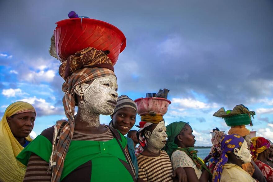 Photographer Shows The Reality Of Mozambique, People Who Do Not Know What Sadness Is