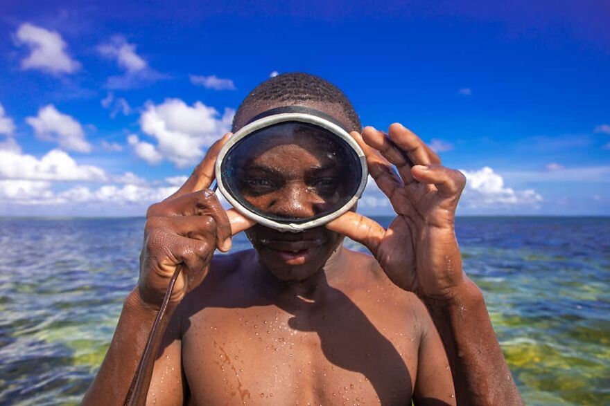 Photographer Shows The Reality Of Mozambique, People Who Do Not Know What Sadness Is