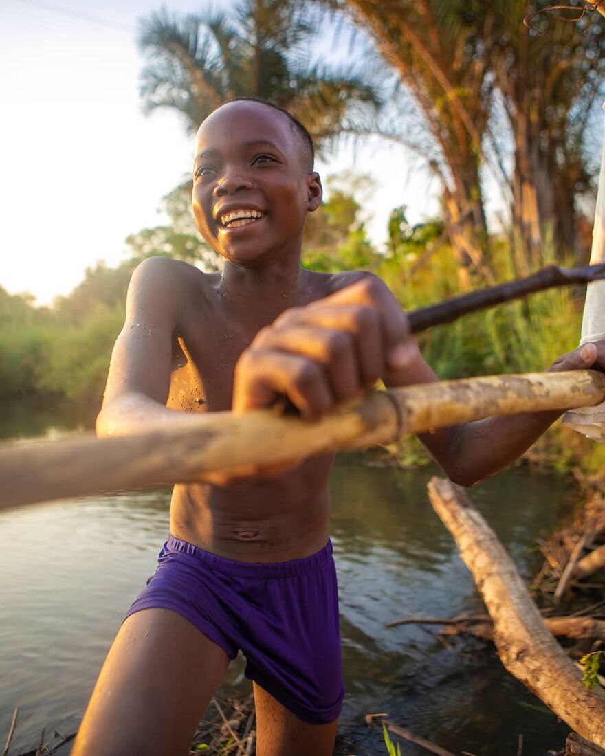 Photographer Shows The Reality Of Mozambique, People Who Do Not Know What Sadness Is