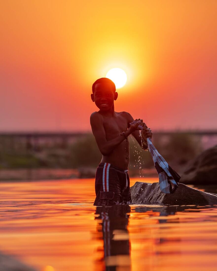 Photographer Shows The Reality Of Mozambique, People Who Do Not Know What Sadness Is