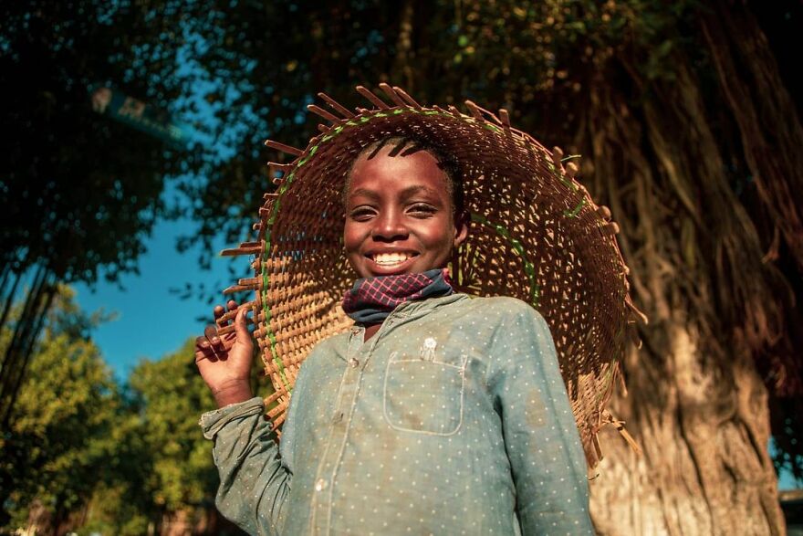 Photographer Shows The Reality Of Mozambique, People Who Do Not Know What Sadness Is