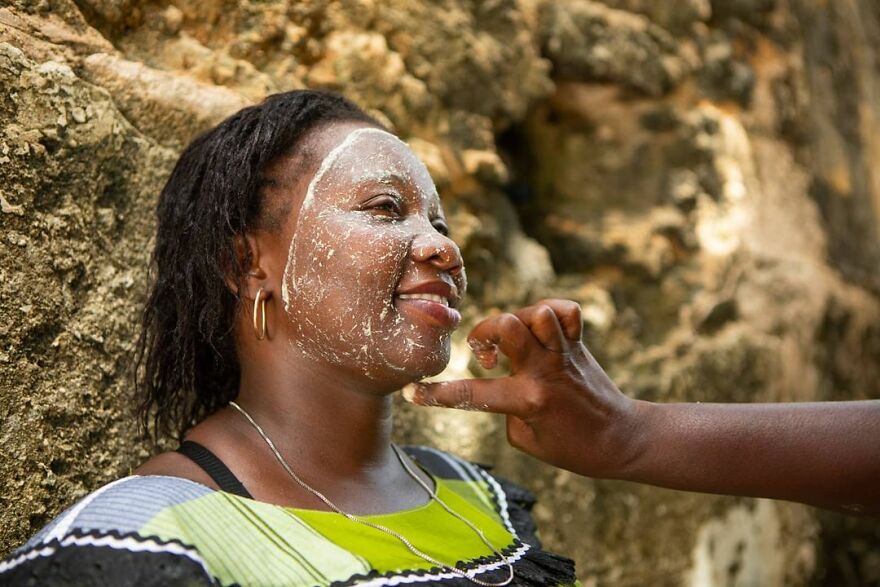Photographer Shows The Reality Of Mozambique, People Who Do Not Know What Sadness Is