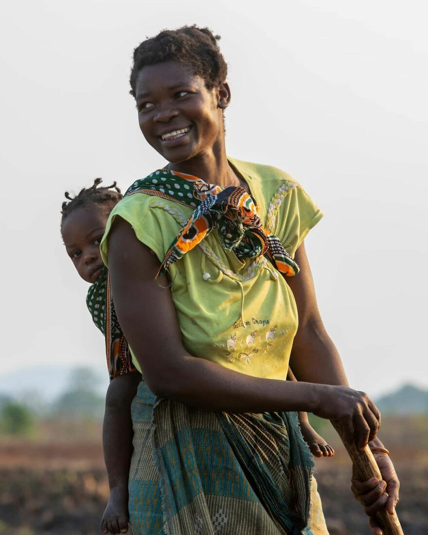 Photographer Shows The Reality Of Mozambique, People Who Do Not Know What Sadness Is