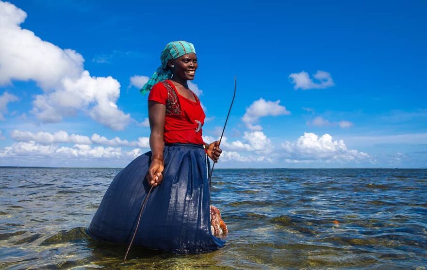 Photographer Shows The Reality Of Mozambique, People Who Do Not Know What Sadness Is