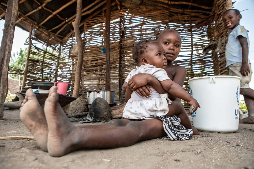 Photographer Shows The Reality Of Mozambique, People Who Do Not Know What Sadness Is