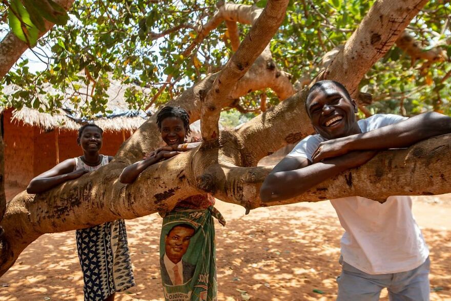 Photographer Shows The Reality Of Mozambique, People Who Do Not Know What Sadness Is
