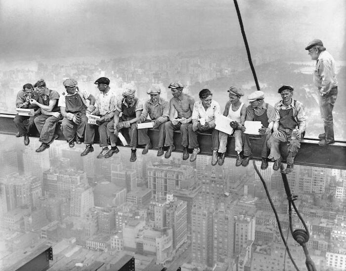 Son Puts His Father In Historical And Film Images And The Result Is Better Than The Original