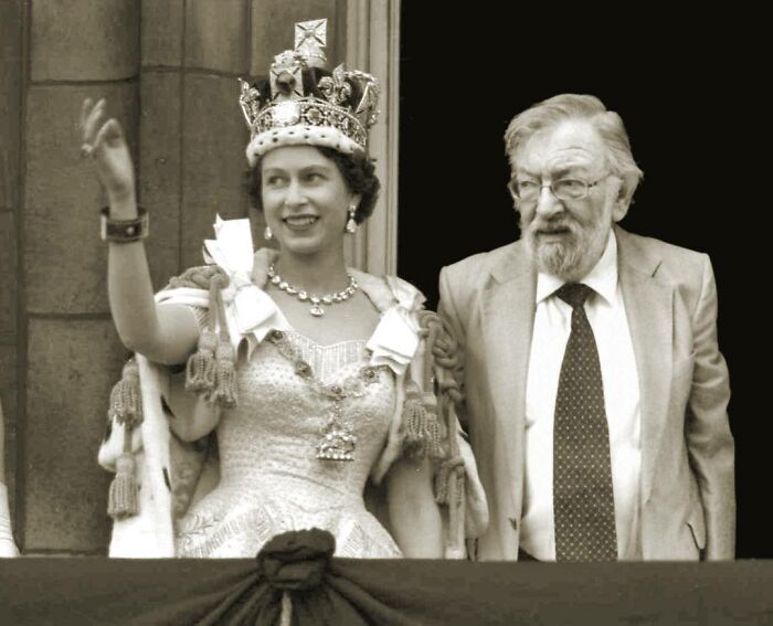 Son Puts His Father In Historical And Film Images And The Result Is Better Than The Original