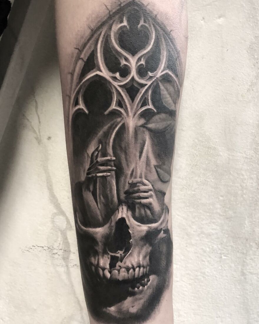 The Tattoo Artist Makes Hyper-Realistic Tattoos That Look More Like They Were Printed On The Skin