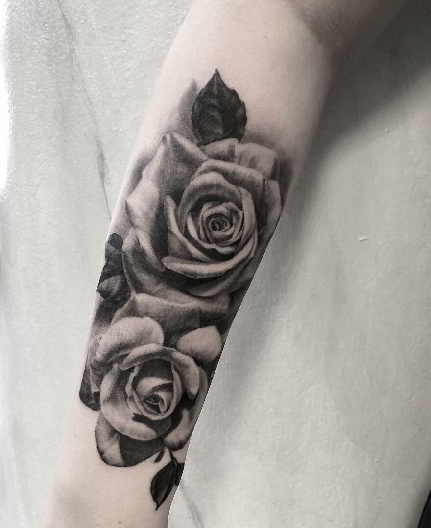 The Tattoo Artist Makes Hyper-Realistic Tattoos That Look More Like They Were Printed On The Skin