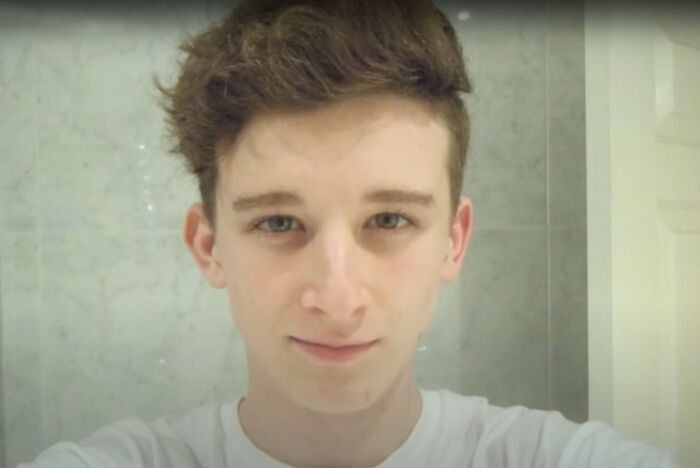 Guy Takes Selfies Every Day For 10 Years, Shows How Subtle Changes Create A Big Difference At The End Guy Takes Selfies Every Day For 10 Years, Shows How Subtle Changes Create A Big Difference At The End