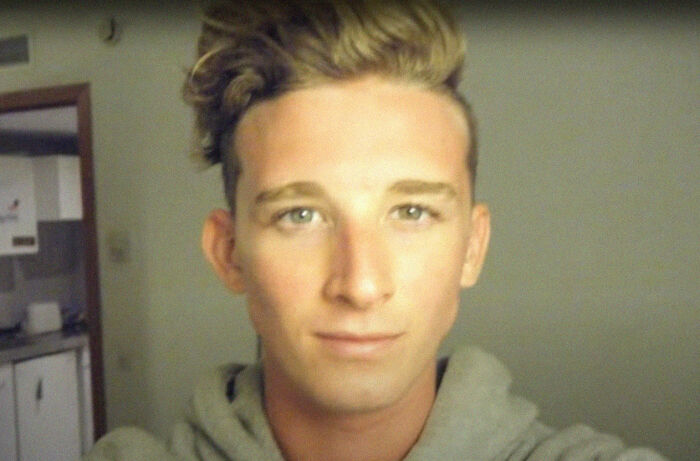 Guy Takes Selfies Every Day For 10 Years, Shows How Subtle Changes Create A Big Difference At The End