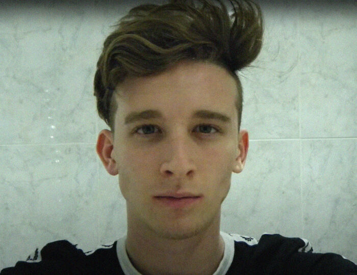 Guy Takes Selfies Every Day For 10 Years, Shows How Subtle Changes Create A Big Difference At The End