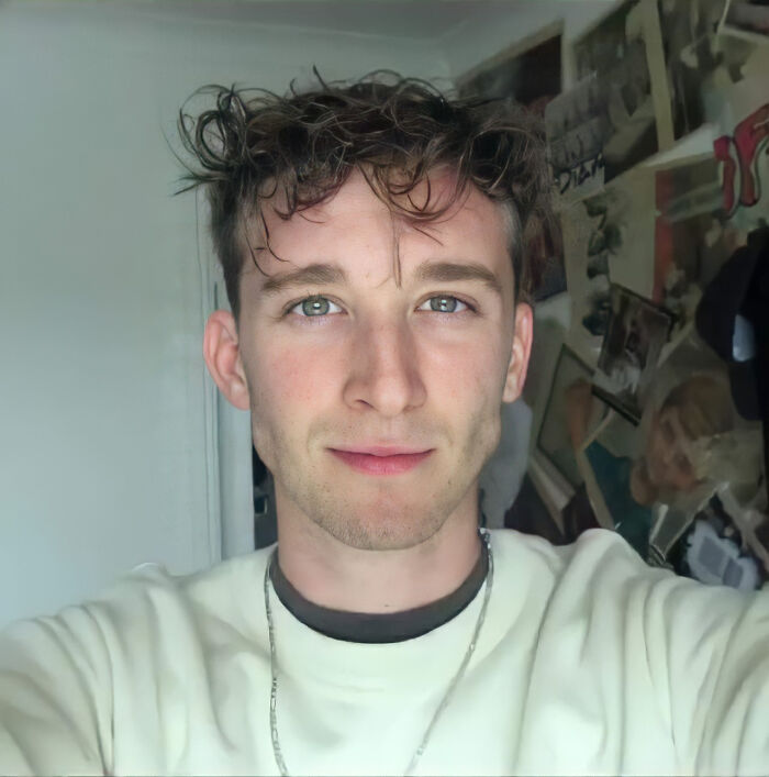 Guy Takes Selfies Every Day For 10 Years, Shows How Subtle Changes Create A Big Difference At The End Guy Takes Selfies Every Day For 10 Years, Shows How Subtle Changes Create A Big Difference At The End