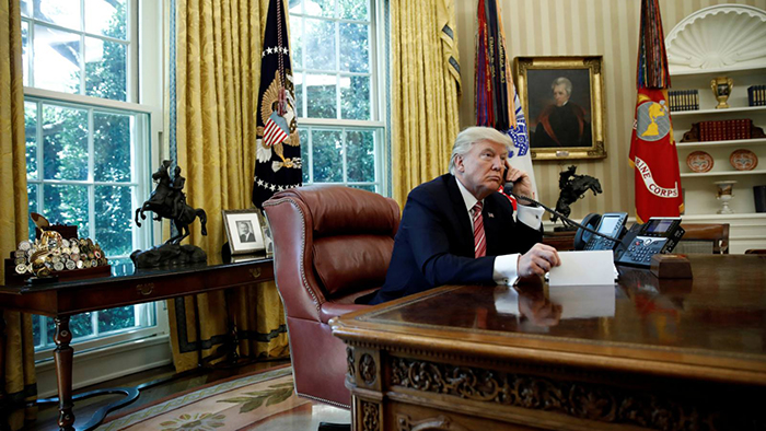 18 Pictures That Show The Differences Between Biden's And Trump's Oval Office 18 Pictures That Show The Differences Between Biden's And Trump's Oval Office