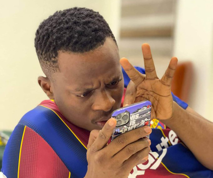 Man Lists 10 Things He Has Learned In His 160 Days As A Father, And His Thread Goes Viral