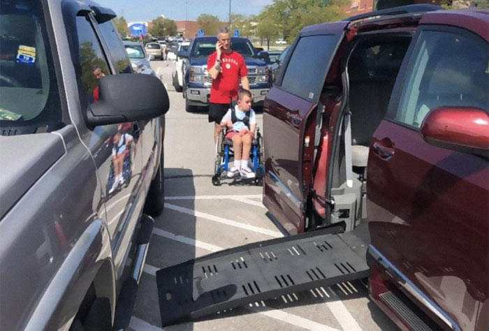 40 Times People Saw Entitled Jerks And Just Had To Share Screenshots On This Online Community