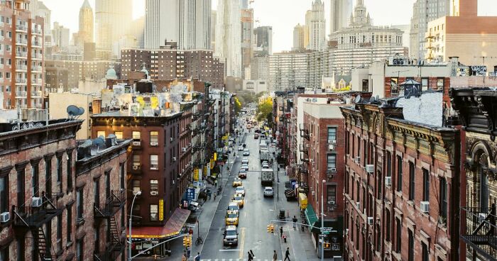 Hey Pandas, Photoshop This Street To Make It Look Like Aliens Are Attacking (Closed)