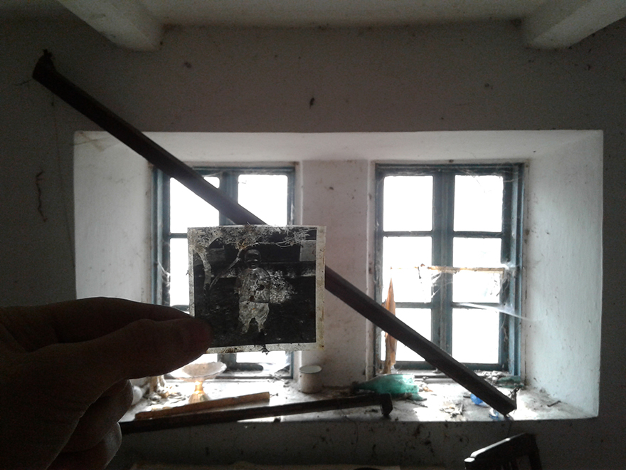 Person Sets Out To Find People From Photos That Were Taken 50 Years Ago, Finds 6 Of Them Person Sets Out To Find People From Photos That Were Taken 50 Years Ago, Finds 6 Of Them