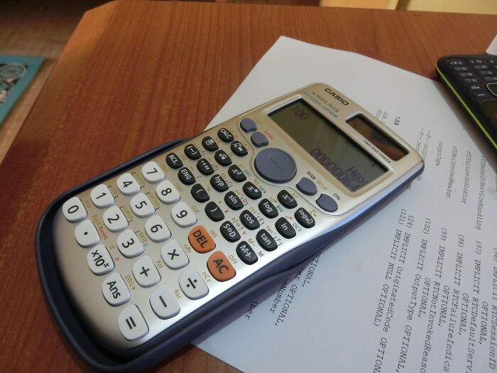 Person Asks Non-Americans To Share "Scams" That Americans Think Are Normal, And Here Are 39 Of Their Replies